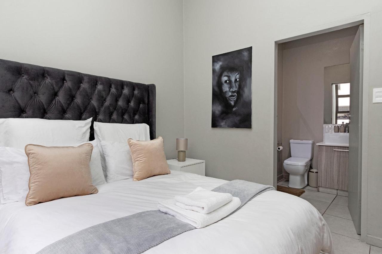 Urban Oasis Apartments At The Bolton Johannesburg Bagian luar foto
