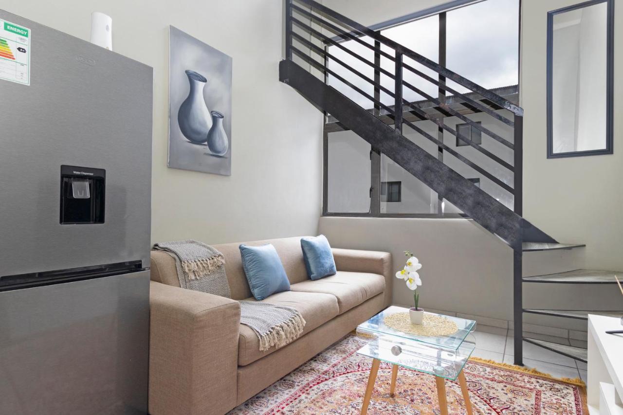 Urban Oasis Apartments At The Bolton Johannesburg Bagian luar foto