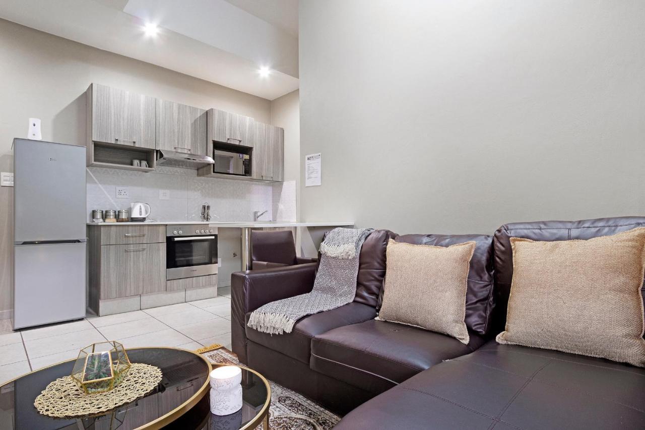 Urban Oasis Apartments At The Bolton Johannesburg Bagian luar foto