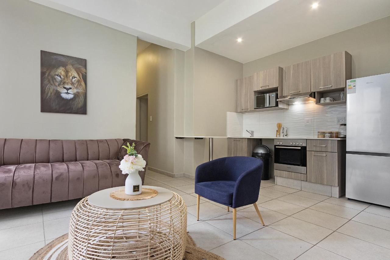 Urban Oasis Apartments At The Bolton Johannesburg Bagian luar foto