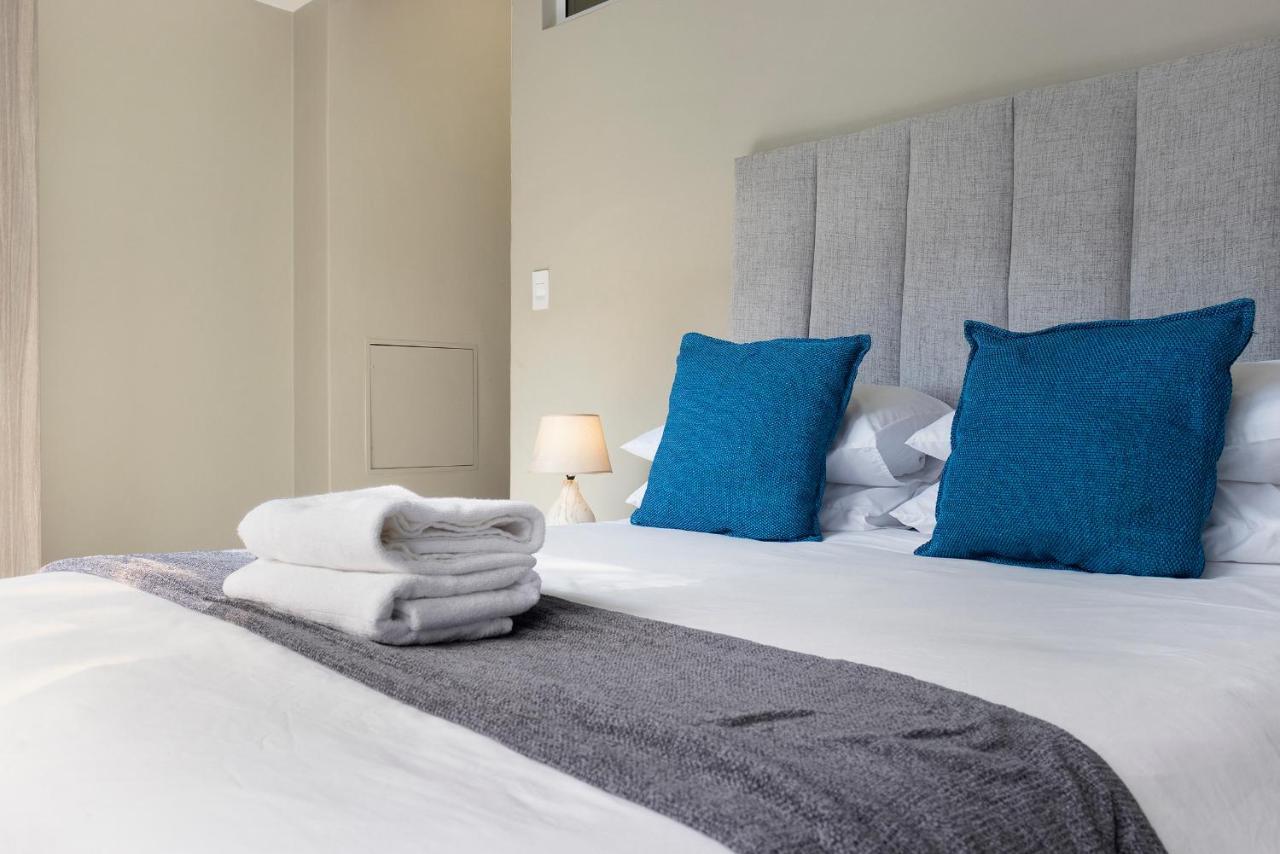 Urban Oasis Apartments At The Bolton Johannesburg Bagian luar foto